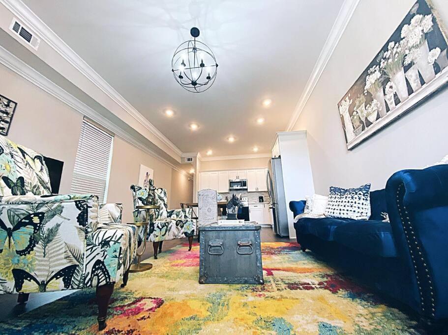 Milan Manor *